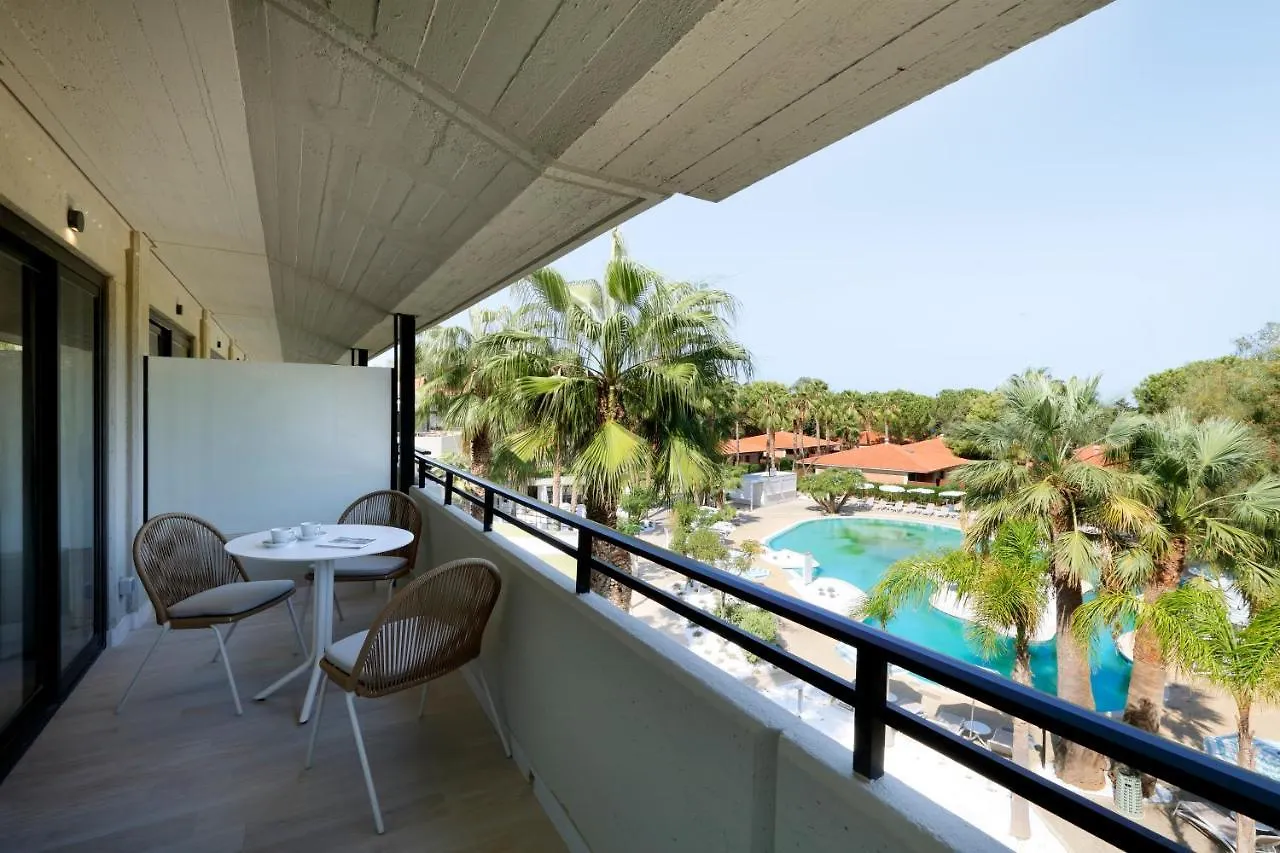 The Signature Level At Grand Palladium Sicilia Resort & Spa Campofelice Di Roccella