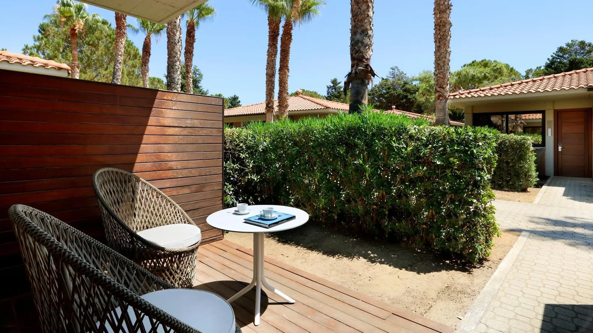 The Signature Level At Grand Palladium Sicilia Resort & Spa Campofelice Di Roccella Hotel